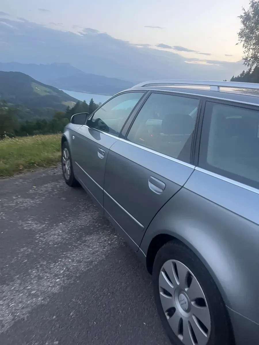 Audi A4 2007 photo 2
