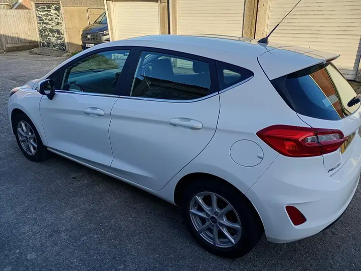 Ford Fiesta 2018 photo 3