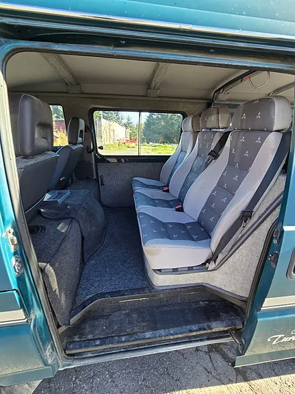 Mitsubishi L300 1999 photo 5