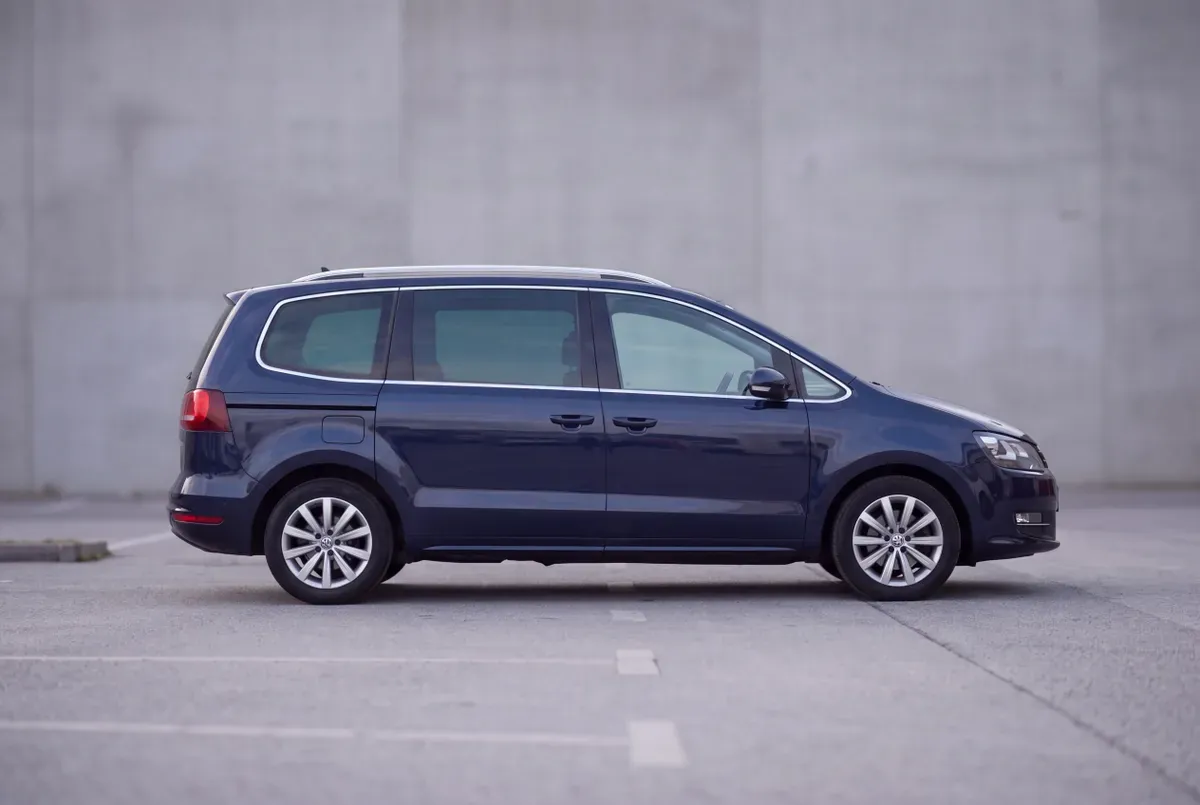 Volkswagen Sharan 2014 photo 3