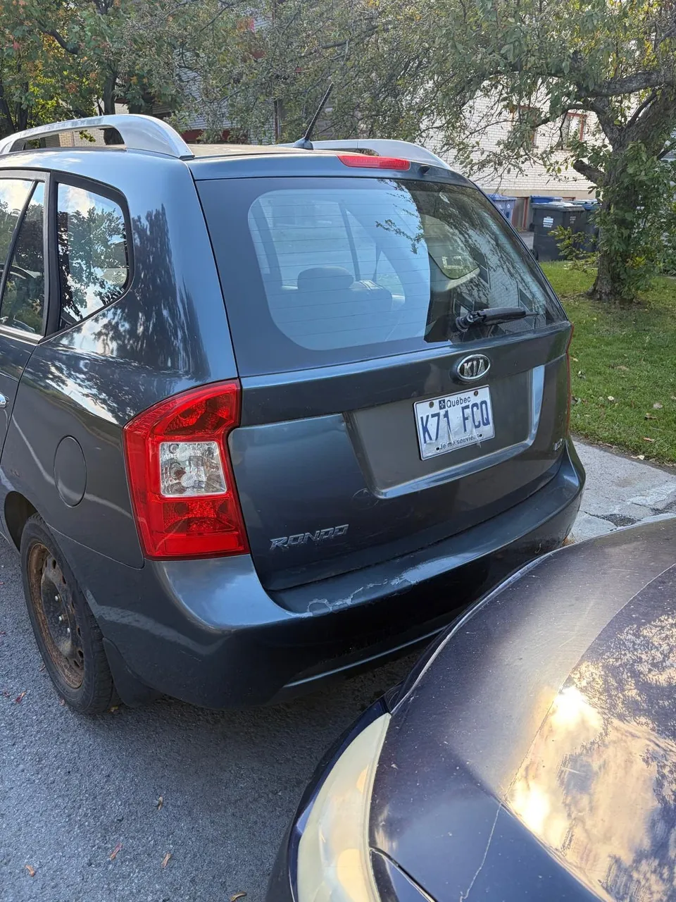 Kia Rondo 2012 photo 4