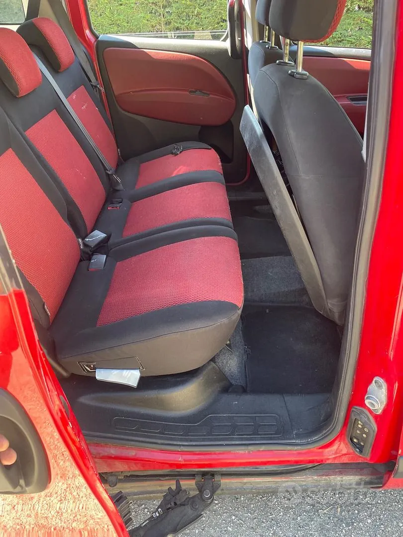 Fiat Doblo 2010 photo 3