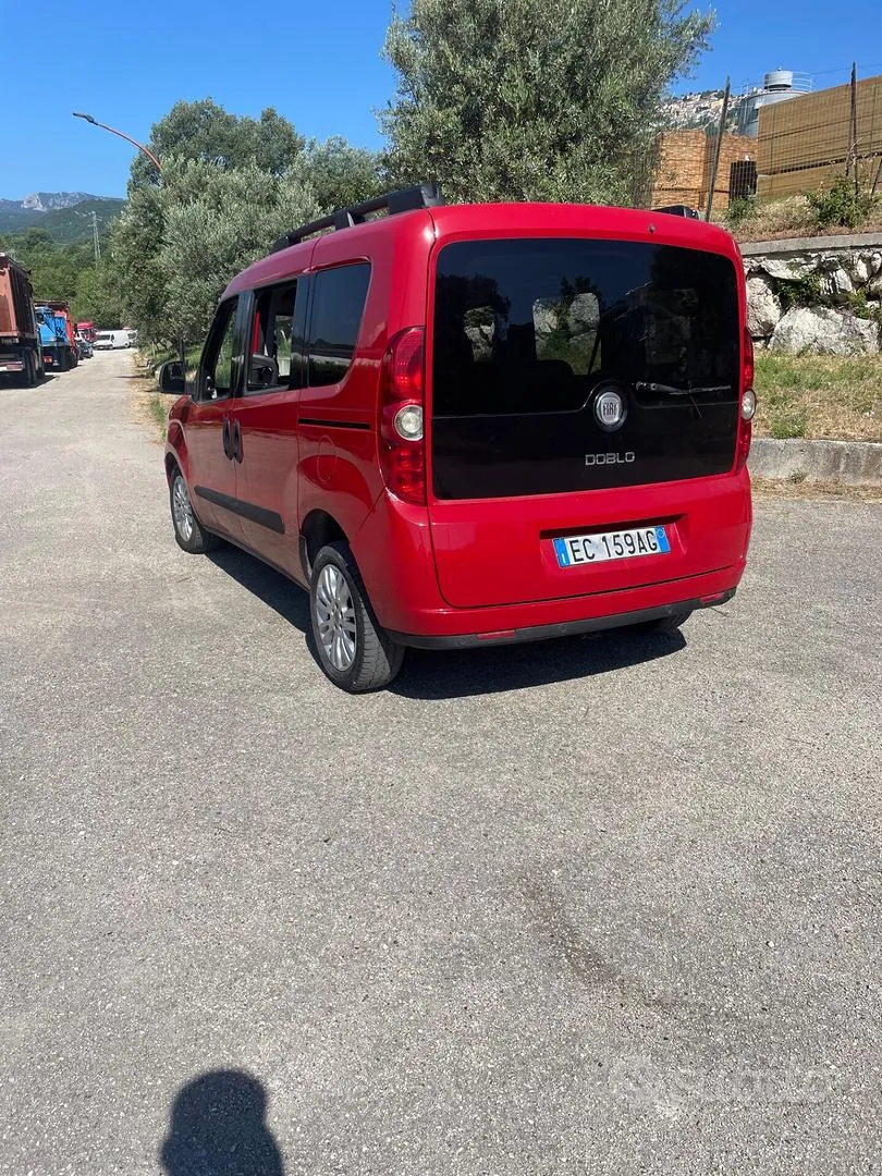 Fiat Doblo 2010 photo 4