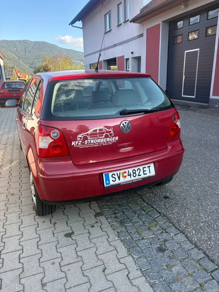 Volkswagen Polo 2003 photo 3