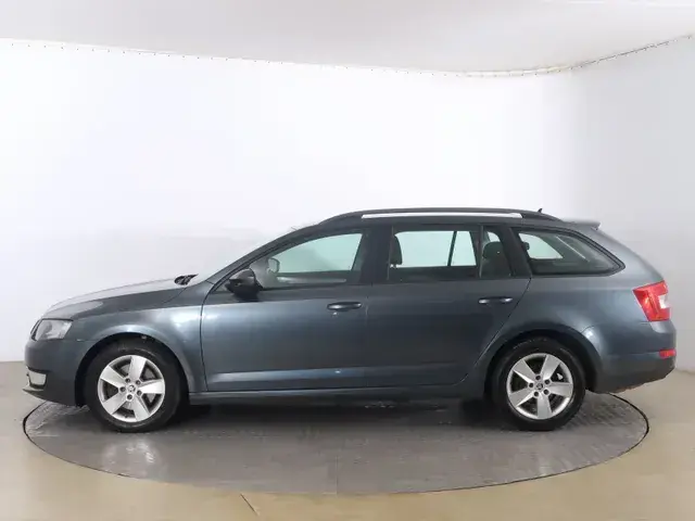 Skoda Octavia 2016 photo 2