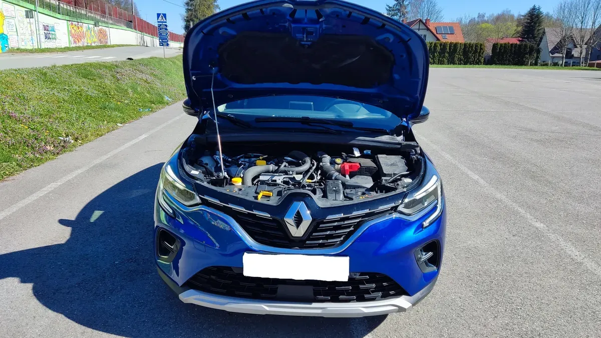 Renault Captur 2023 photo 2