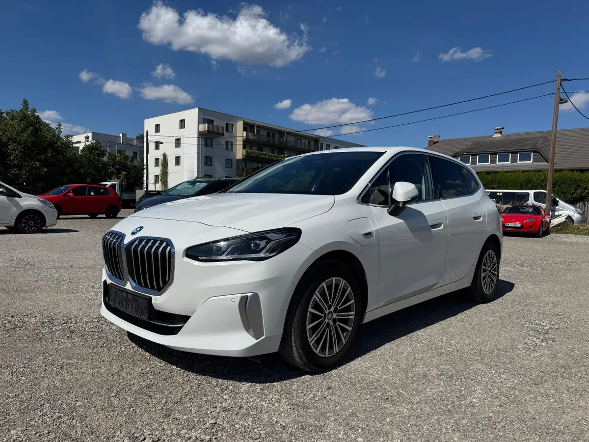 BMW 2 Series 2022 photo 3
