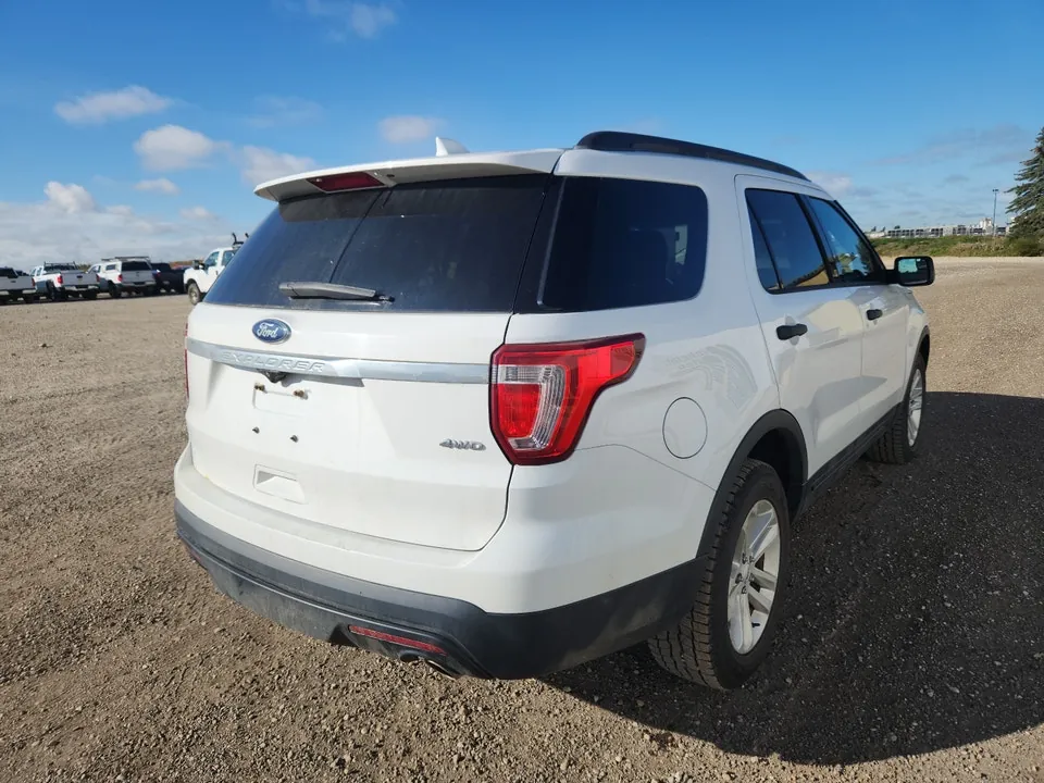 Ford Explorer 2017 photo 4