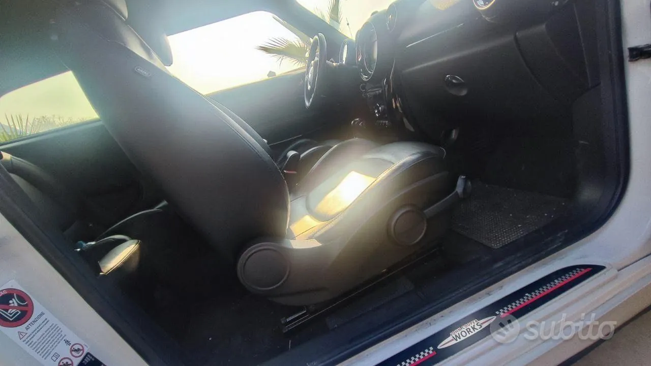Mini Paceman 2015 photo 2