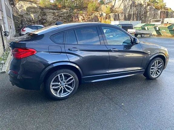 BMW X4 2015 photo 2