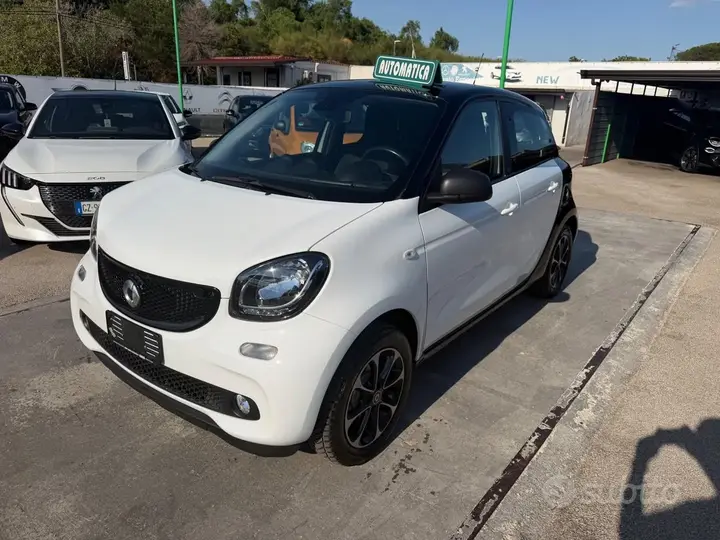 Smart Forfour 2019 photo 3