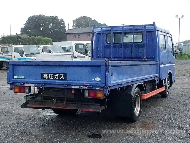 Mitsubishi Canter 2005 photo 4