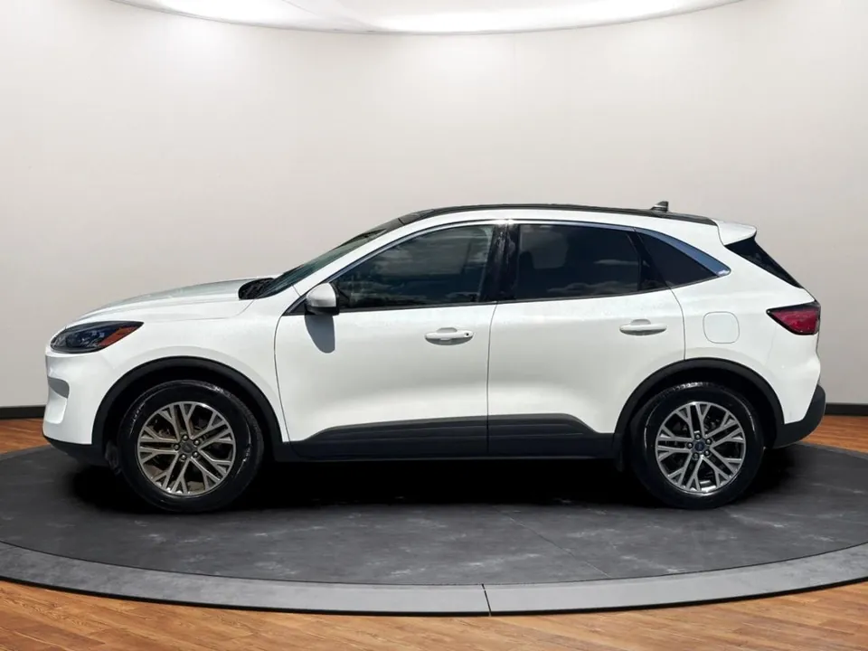 Ford Escape 2022 photo 2