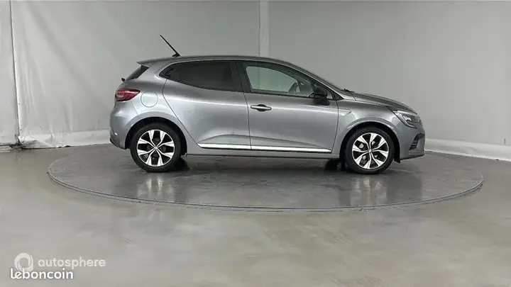 Renault Clio 2023 photo 4