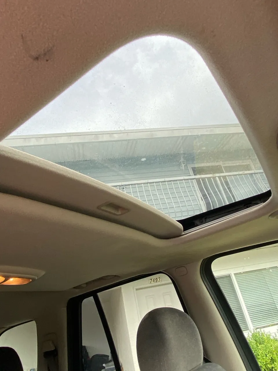 GMC Envoy 2009 photo 5