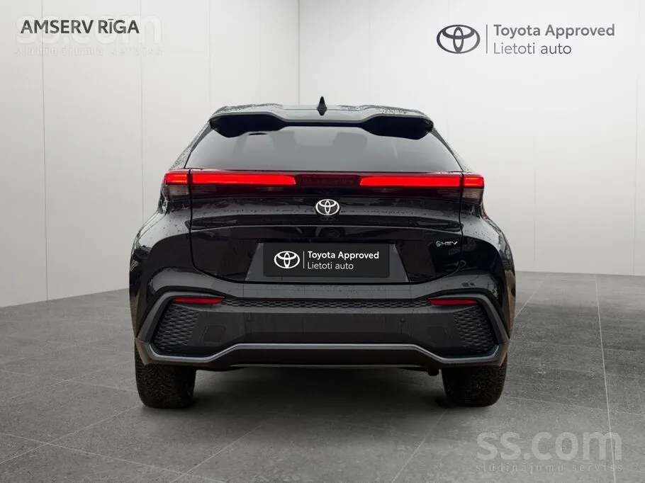 Toyota C-Hr 2025 photo 4
