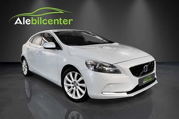 Volvo V40 2013 photo 2