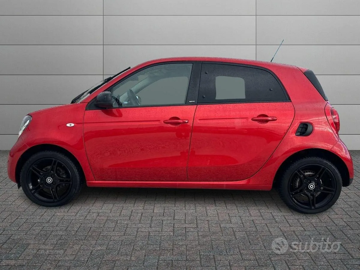 Smart Forfour 2017 photo 2