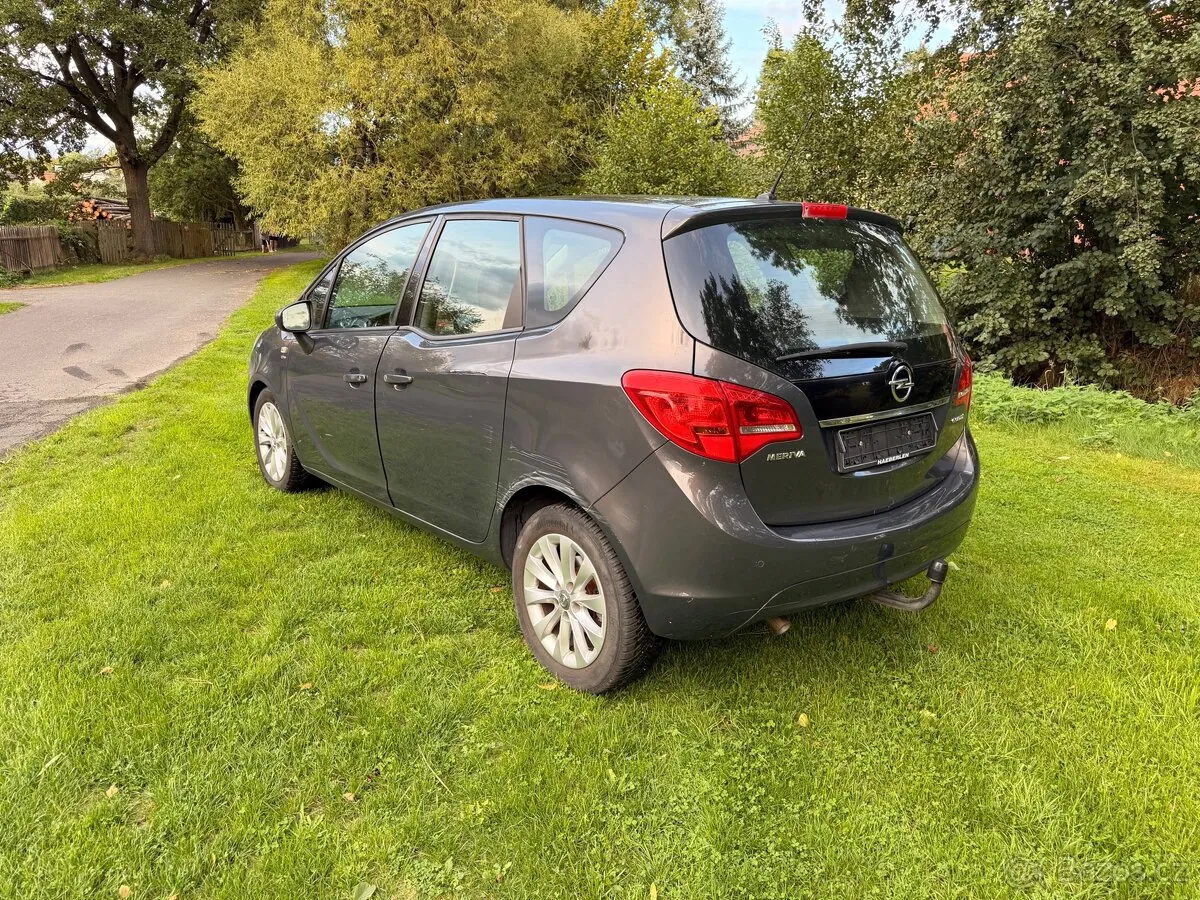 Opel Meriva 2013 photo 5