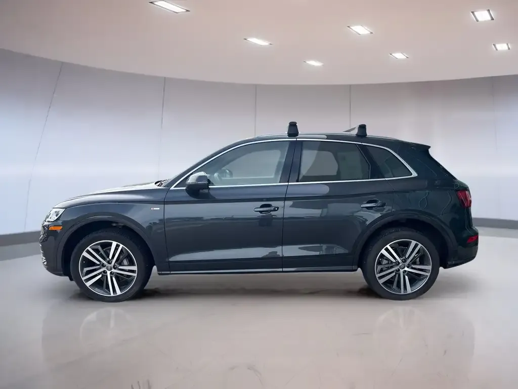 Audi Q5 2018 photo 2