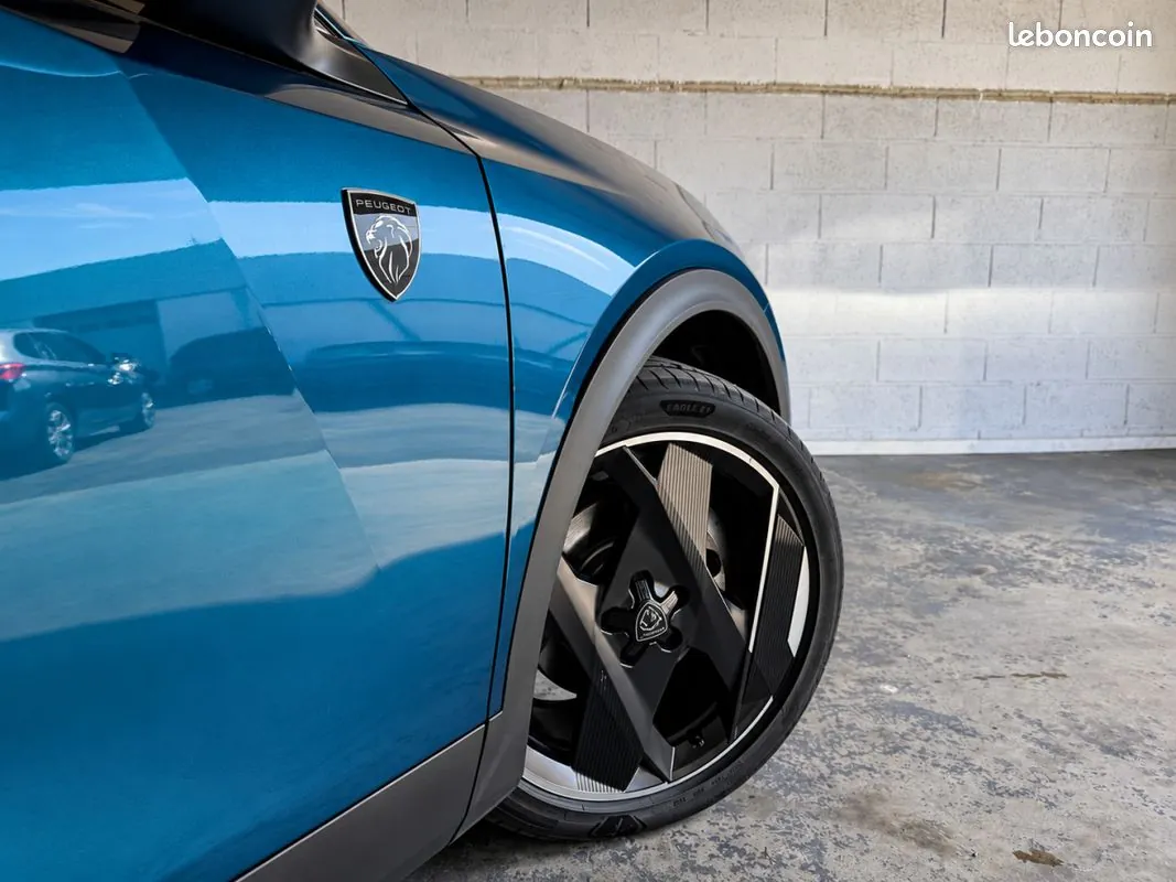 Peugeot 408 2023 photo 4