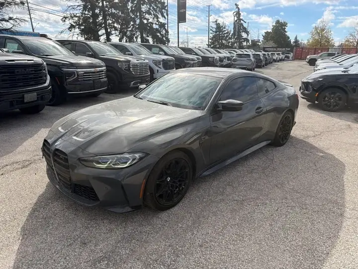 BMW M4 2023 photo 3