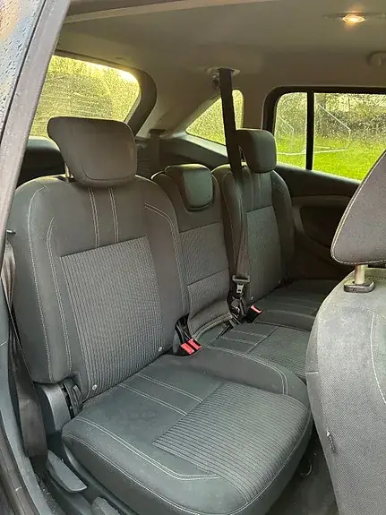 Ford Grand C-Max 2011 photo 5