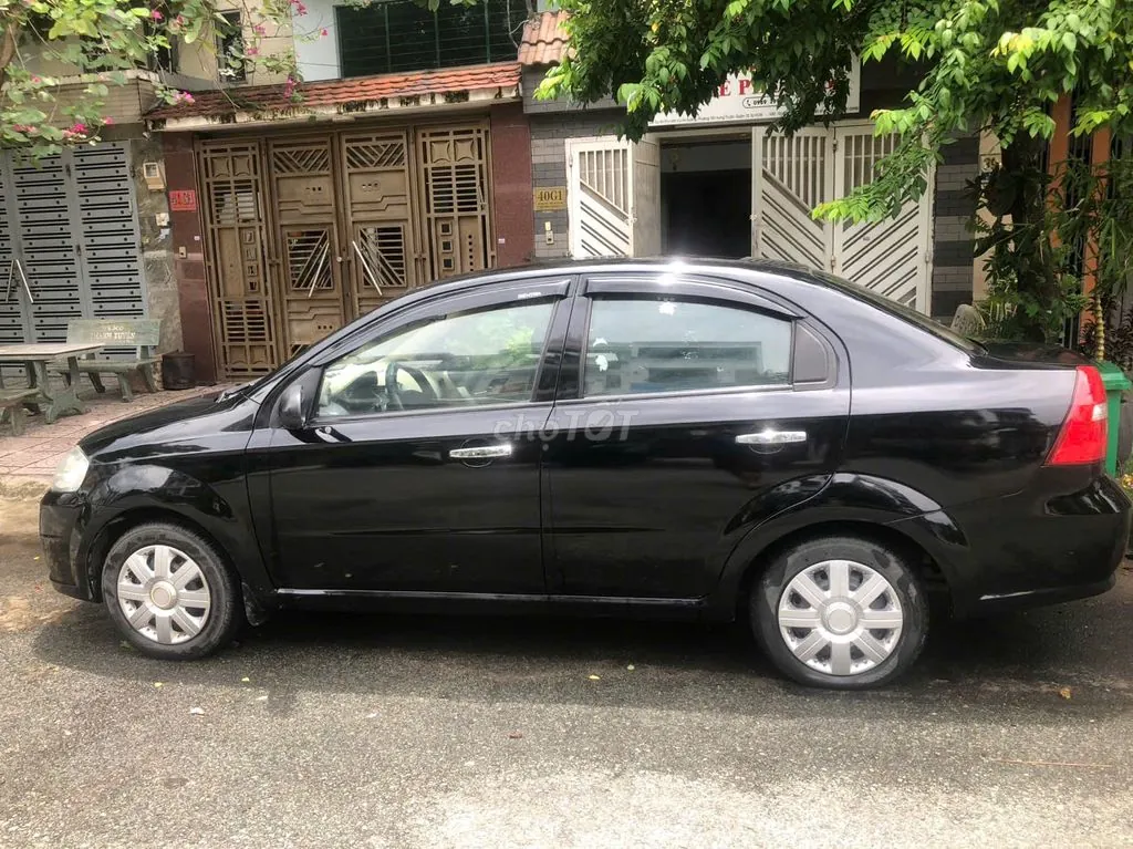 Daewoo Gentra 2009 photo 4