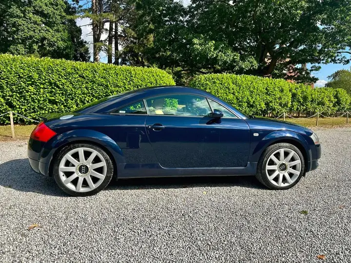 Audi Tt 2004 photo 5