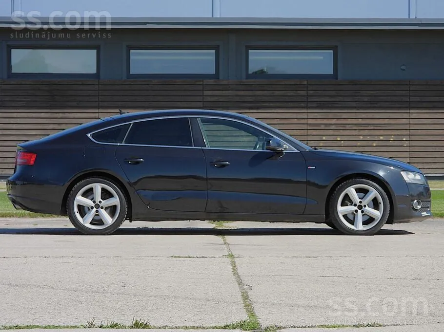Audi A5 2010 photo 4