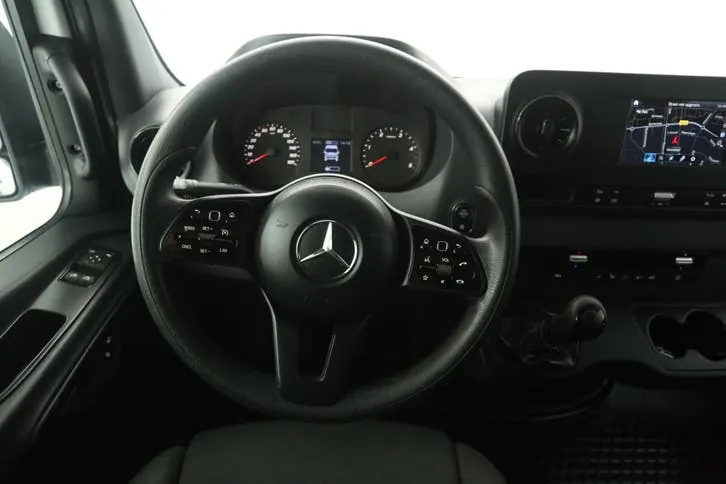 Mercedes-Benz Sprinter 2020 photo 2