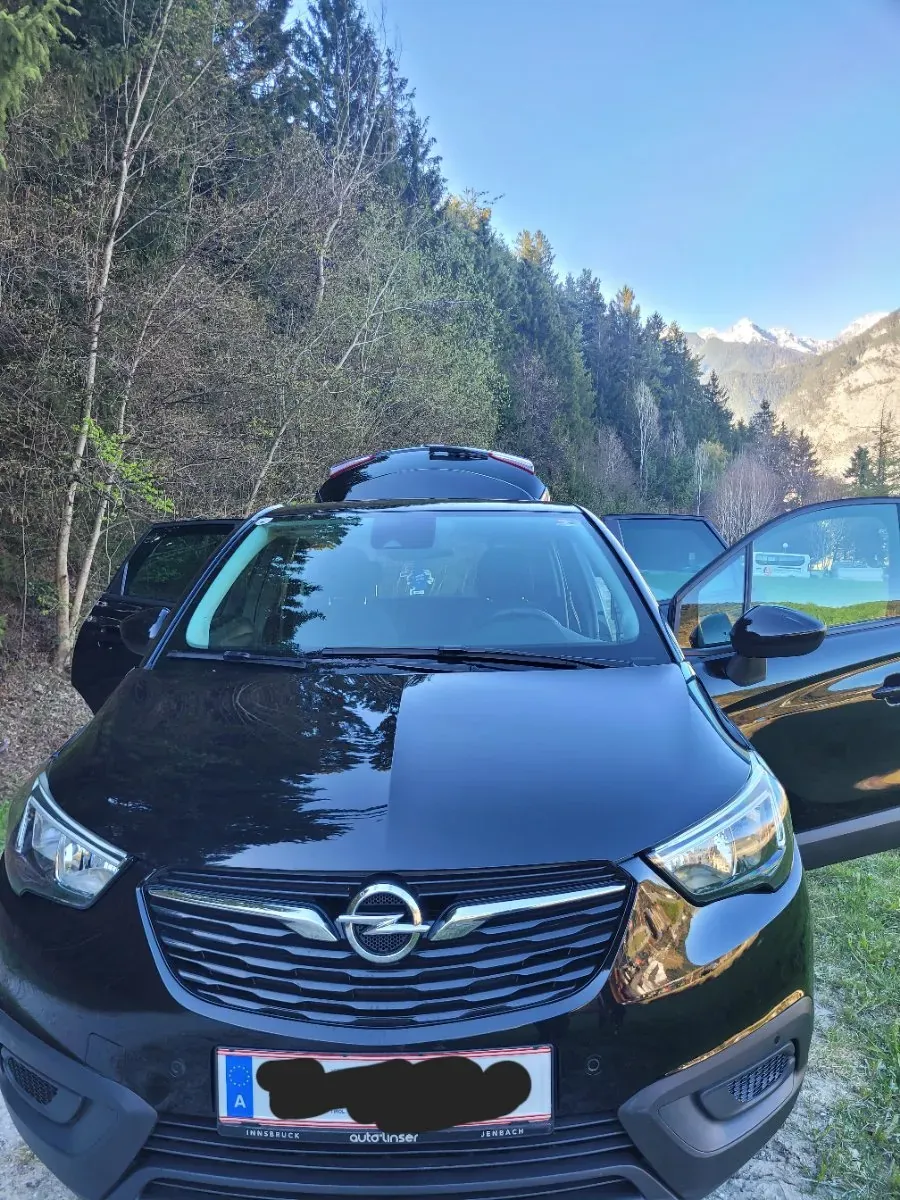 Opel Crossland X 2020 photo 2