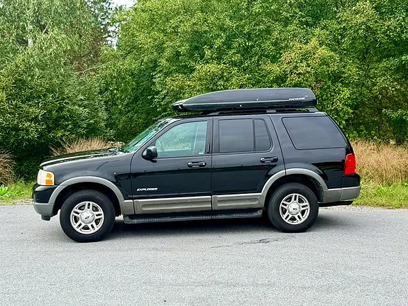 Ford Explorer 2002 photo 2