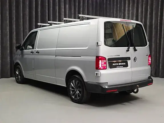 Volkswagen Transporter 2018 photo 5