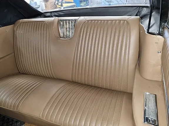 Buick Electra 225 1964 photo 4