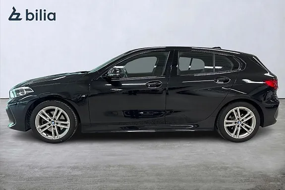 BMW 118I 2024 photo 3