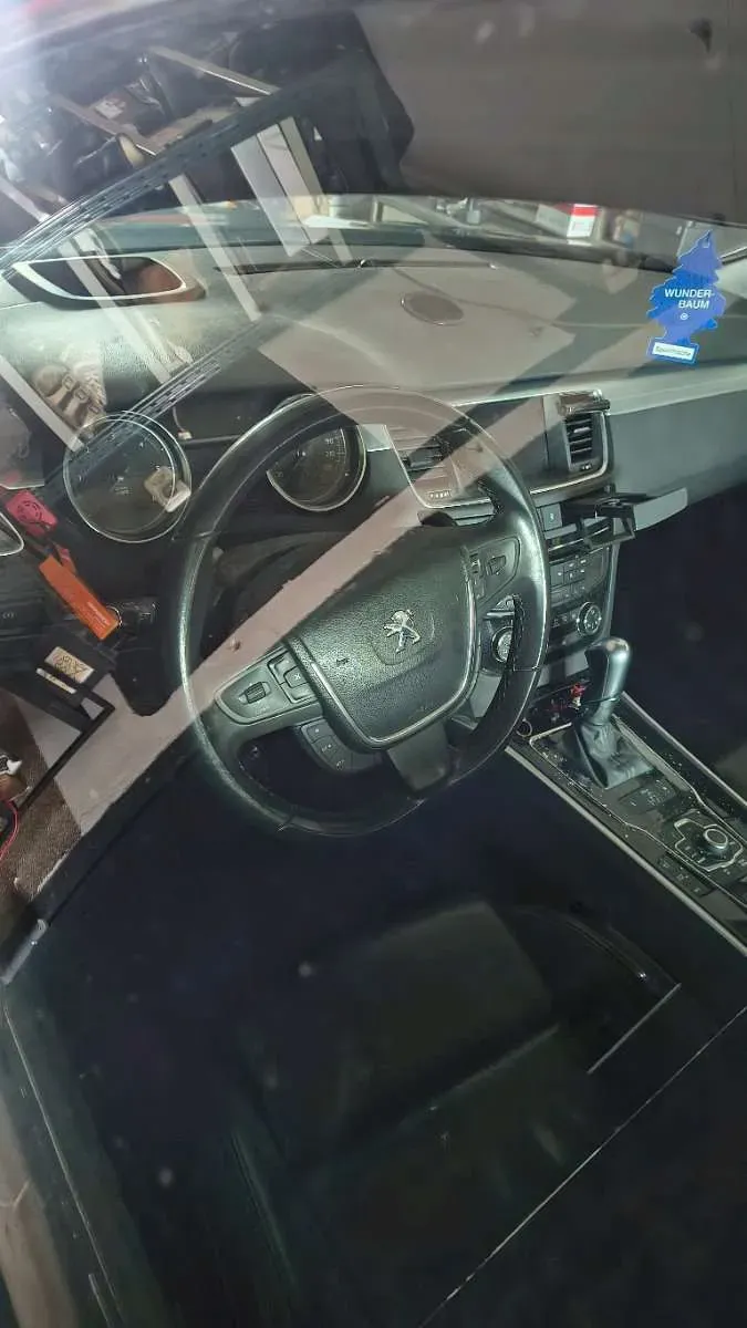 Peugeot 508 2012 photo 3