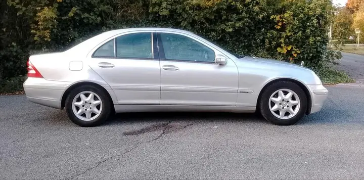 Mercedes-Benz C180 Elegance