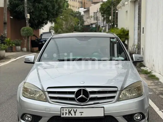 Mercedes-Benz C180 2010 photo 3