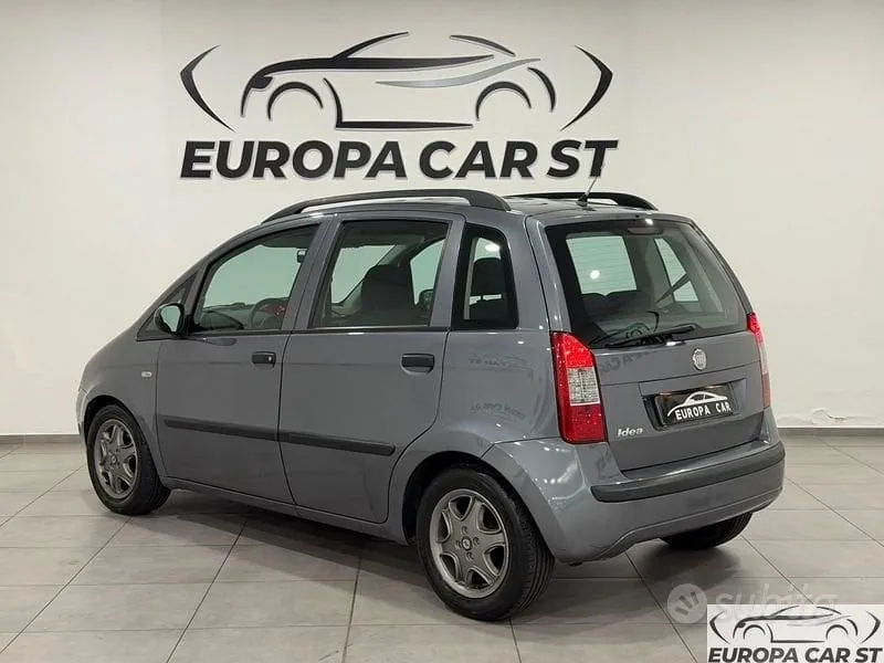Fiat Idea 2012 photo 4