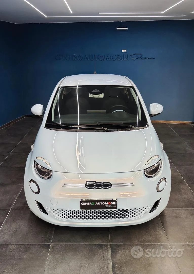 Fiat 500E 2021 photo 2