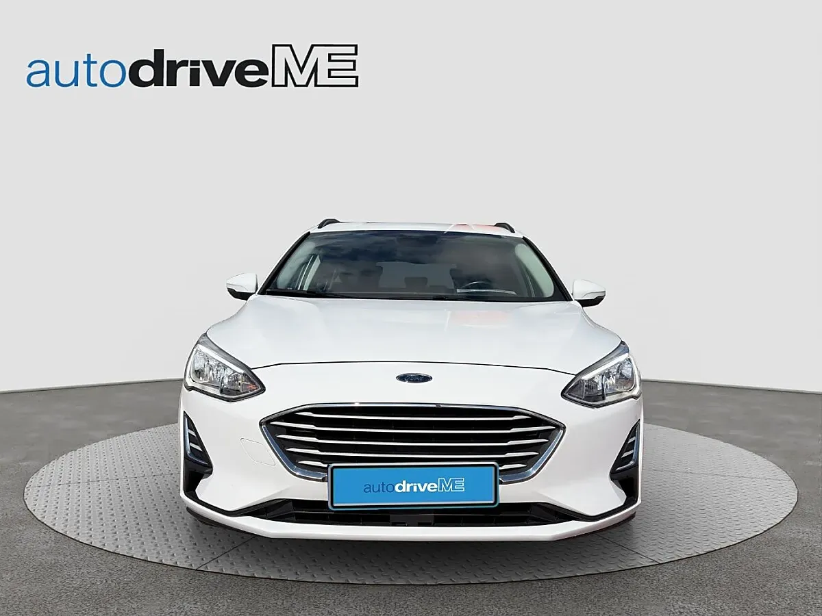 Ford Focus 2019 photo 2