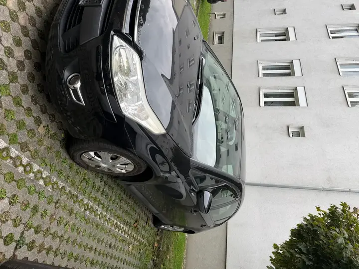 Citroen C4 2010 photo 3