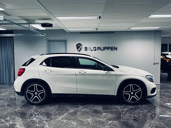 Mercedes-Benz Gla220 D 2016 photo 3