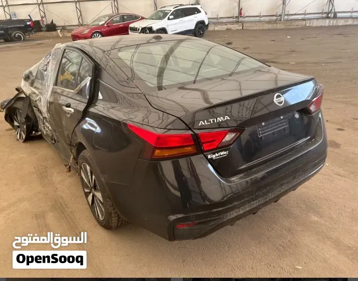 Nissan Altima 2021 photo 3