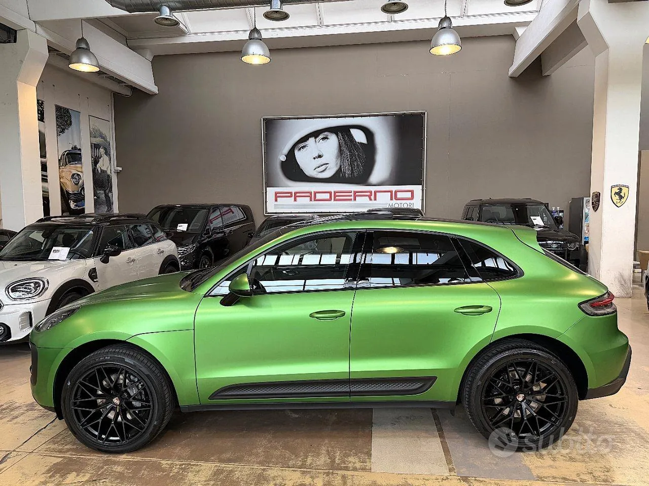 Porsche Macan 2022 photo 2