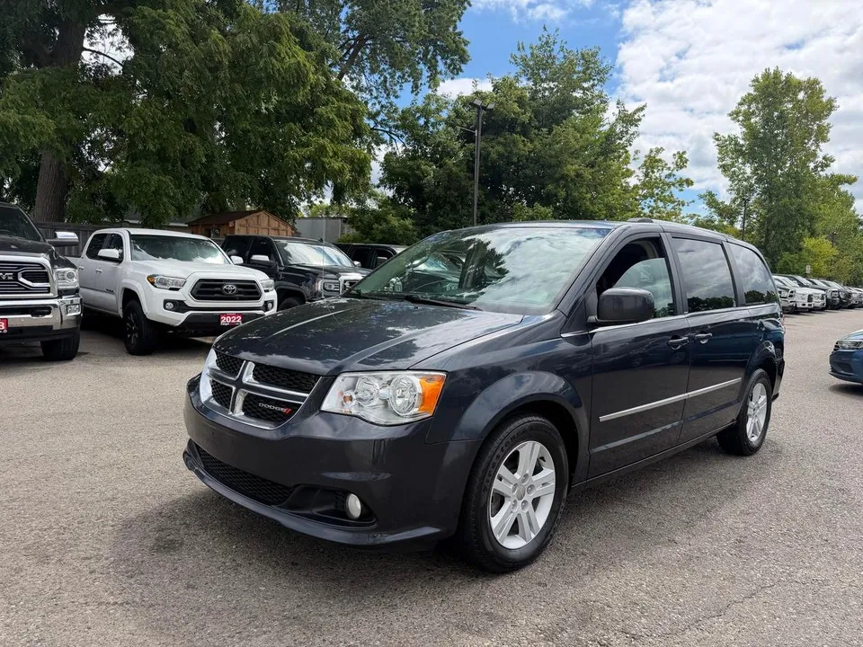 Dodge Grand Caravan 2013 photo 3