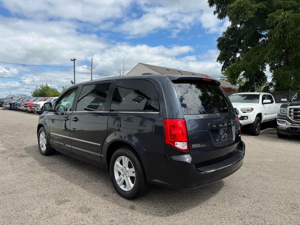 Dodge Grand Caravan 2013 photo 5