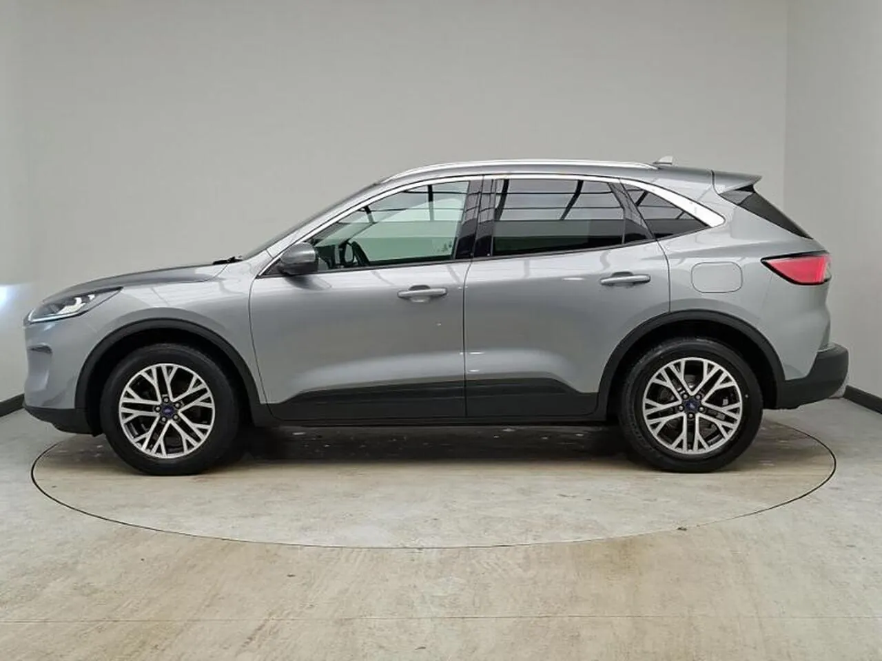 Ford Kuga 2021 photo 4