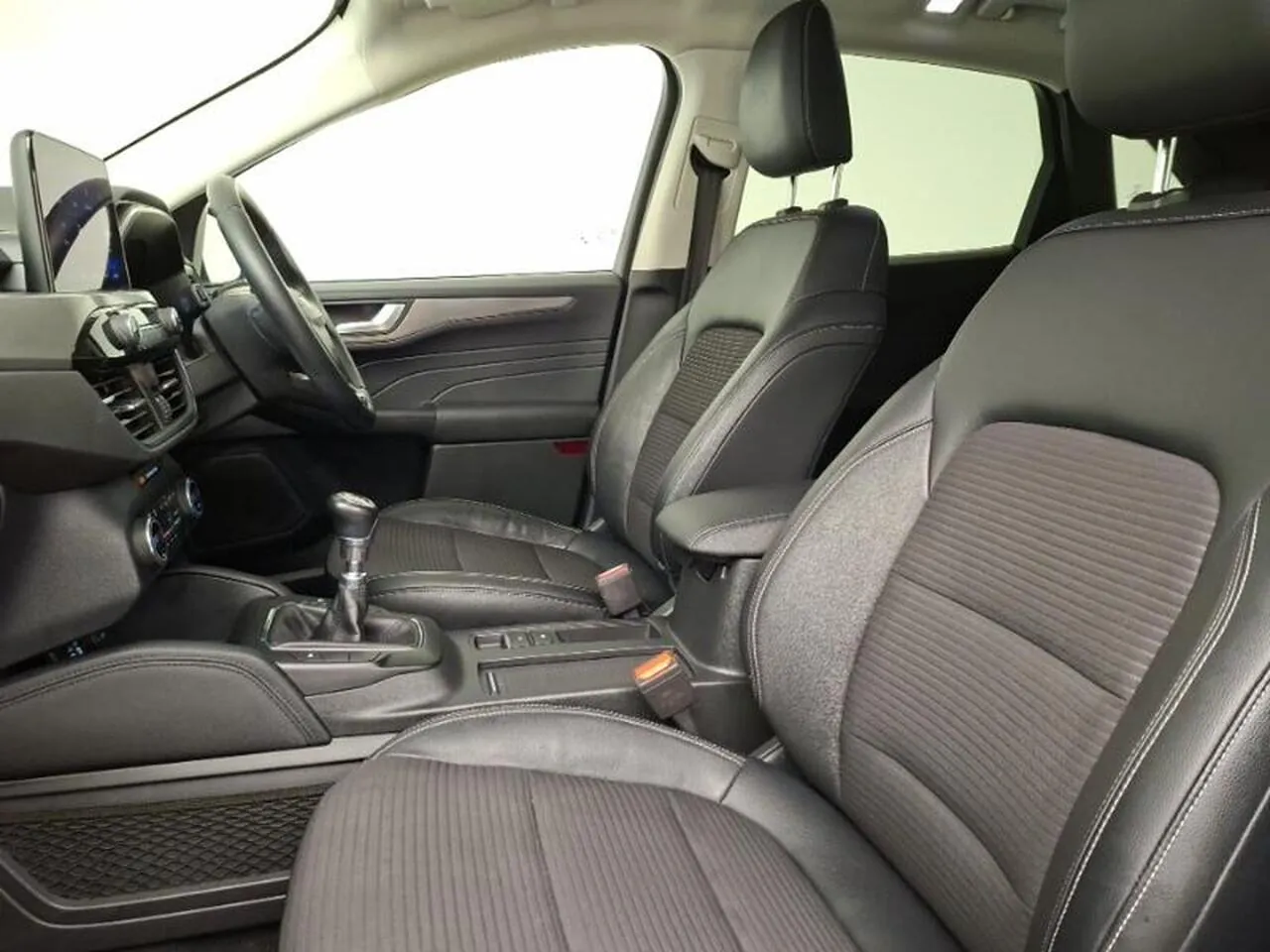 Ford Kuga 2021 photo 5